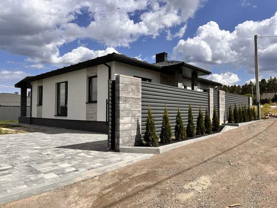 144 м² + 6 соток землі — новий будинок у Бучі!