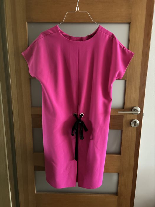 Sukienka fuksja malina Reserved 36