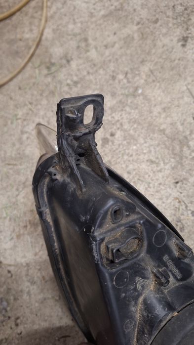 Lampa prawy przód Peugeot 407