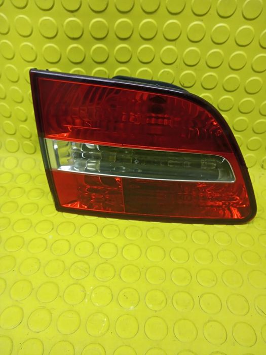 fiat stilo kombi lampa lewy tył w klapie