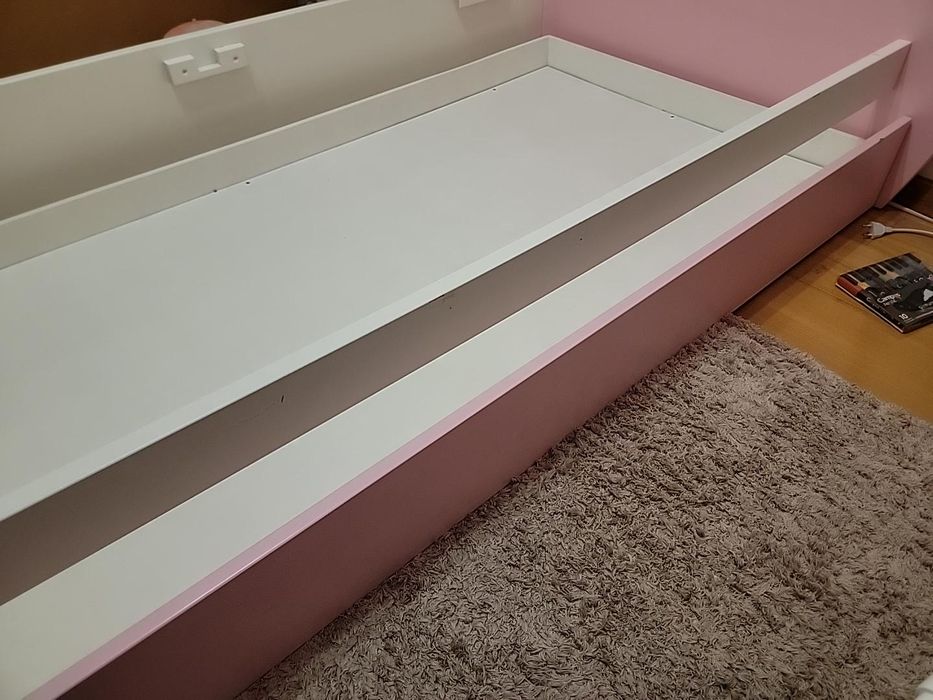 Cama Juvenil 90x190 + Colchão Ortopédico + Gaveta + Mesa Cabeceira