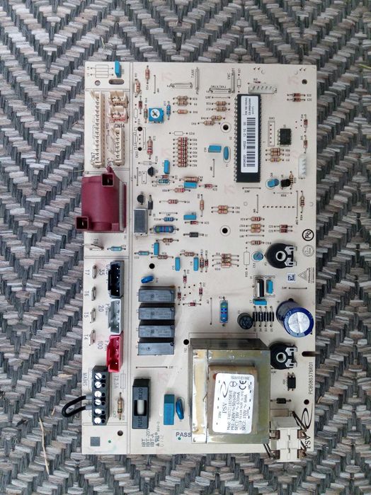 Viessmann Vitopend 100-W błąd F5 płyta główna sterownik regulator WH1D