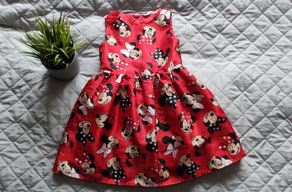 Śliczna sukienka Minnie z  kokardą H&M 104