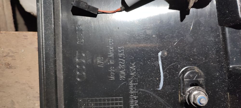 Спойлер кришки багажника audi Q5 80a