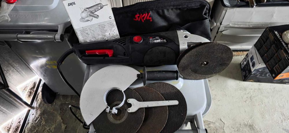Rebarbadora SKIL 2000W 230mm – Completa com Mala Original