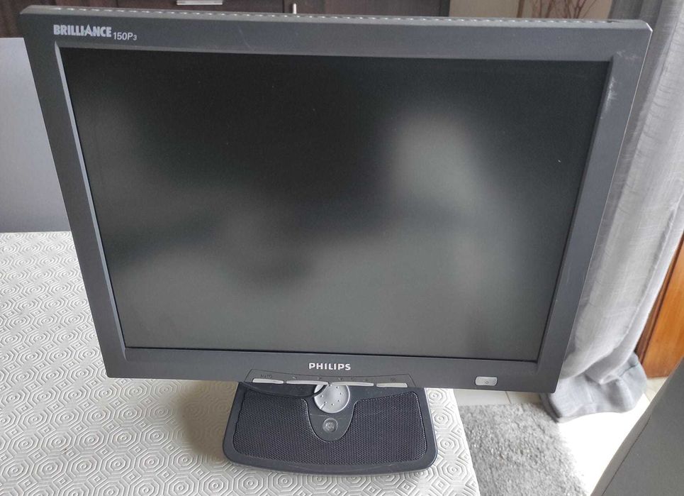 Monitor Philips 15" com colunas integradas na base