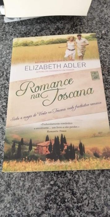 Livro da autora Elizabeth Adler novo
