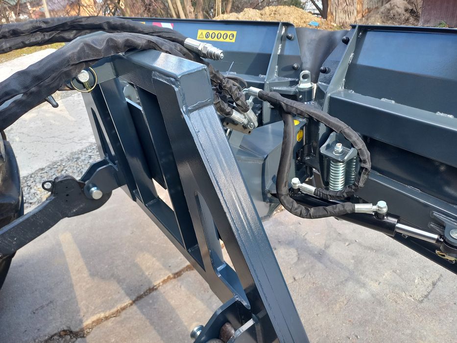 Pług do śniegu STRZAŁKA na TUZ szerokość 2,5m V U cena brutto