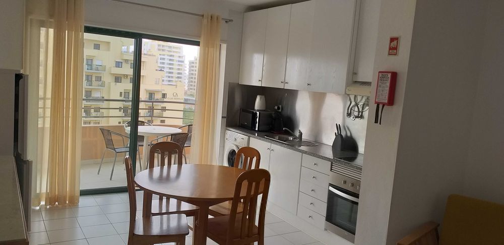 T 1  Praia da Rocha, Vista Mar, Garagem e piscina - LD