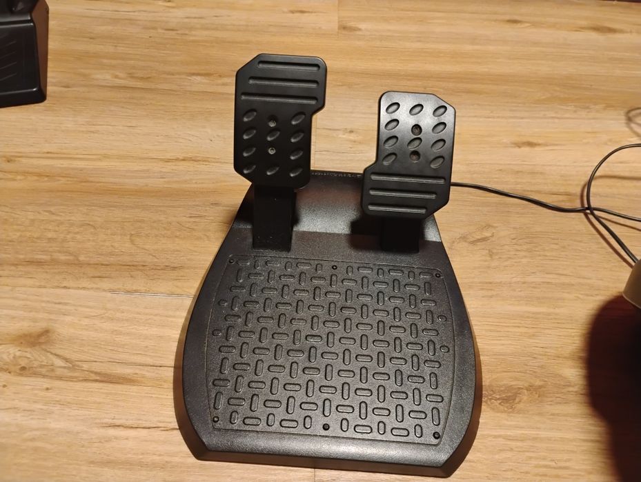 Kierownica ThrustMaster T150