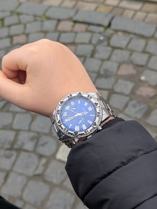 Чудовий Годинник