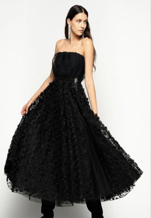 Czarna sukienka wieczorowa PINKO