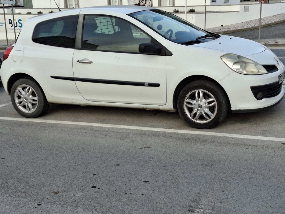 Renault Clio 1.5 dCi Comercial – 2008 – 320.000 km