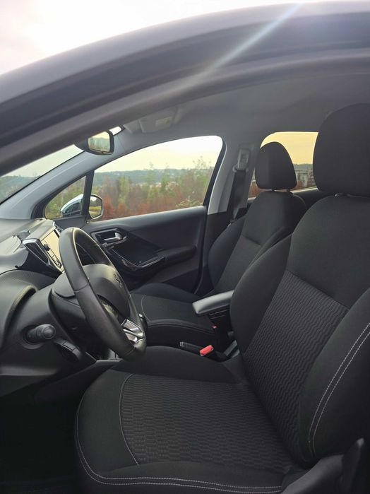 Peugeot 208 Pure Tech Gasolina