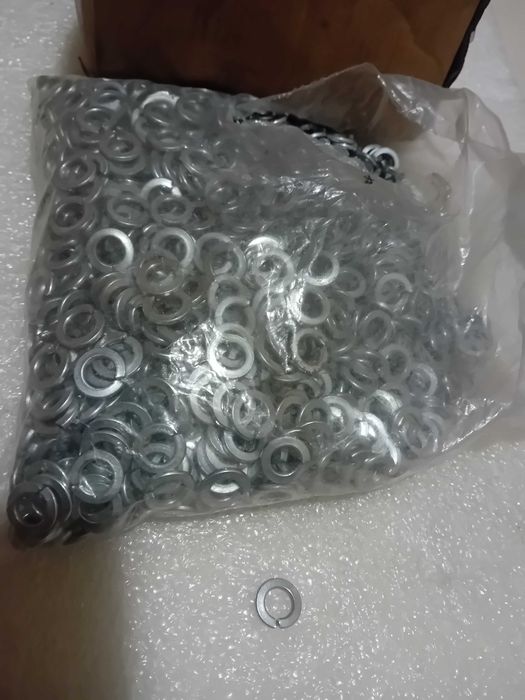 1150 Anilhas de pressão Zincadas M8