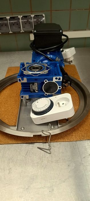 Kremownica do miodu 25l