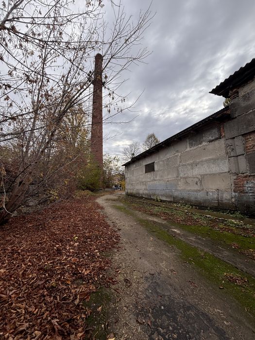 Продаж перша лінія  300квт площа 1020м2 земля 1.81га залізн.гілка