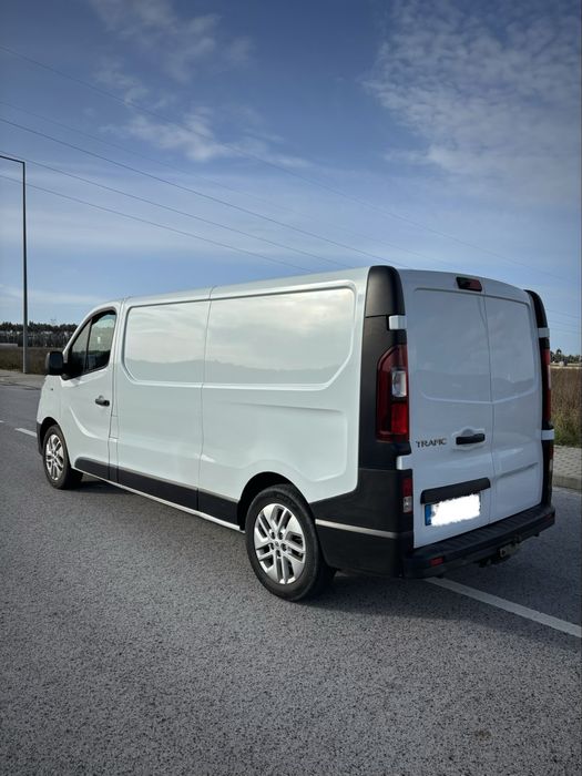 Renault Trafic longa 3 lugares