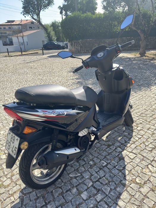 Scooter 125cc - 9500km