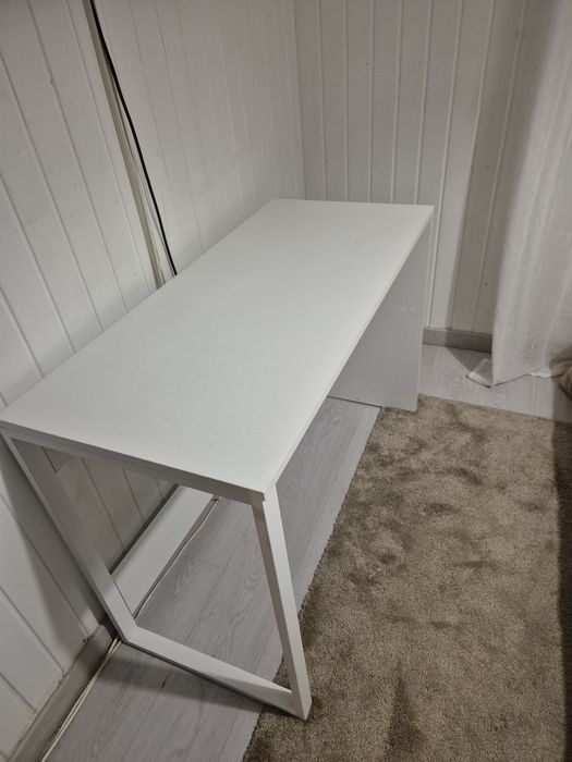 Secretária 110×75x50