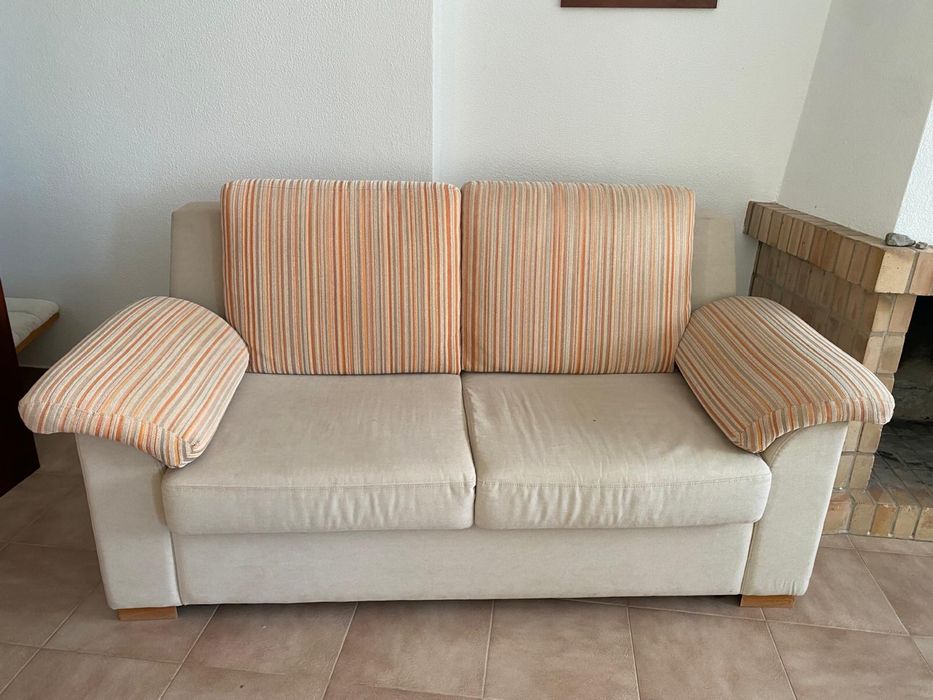 Sofá de dois lugares - duas unidades