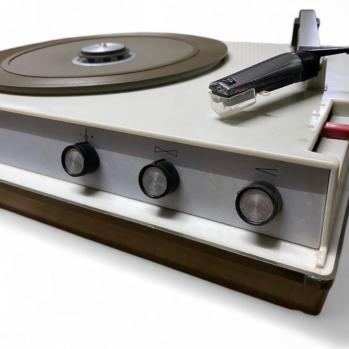 Gira-Discos (Vitrola) Portátil Phillips Stereo