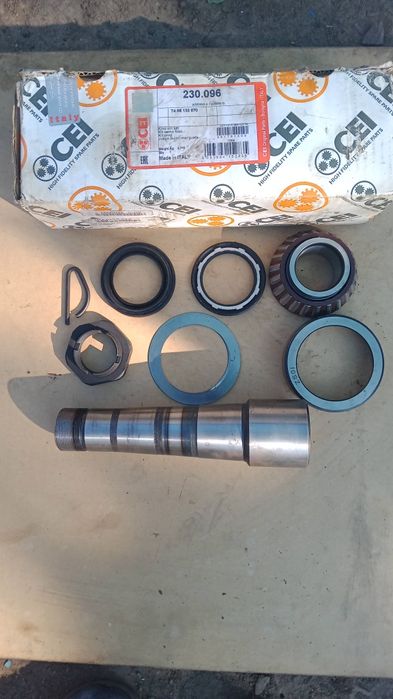 Ремкомплект шкворня РЕНО Магнум, Премиум  с  подшипником.