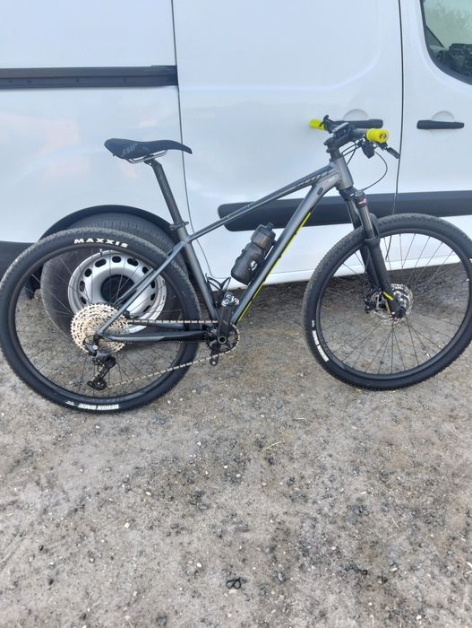 Bicicleta scoot scale 980