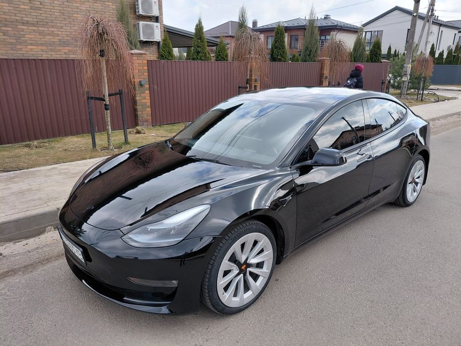 Tesla model 3 2023