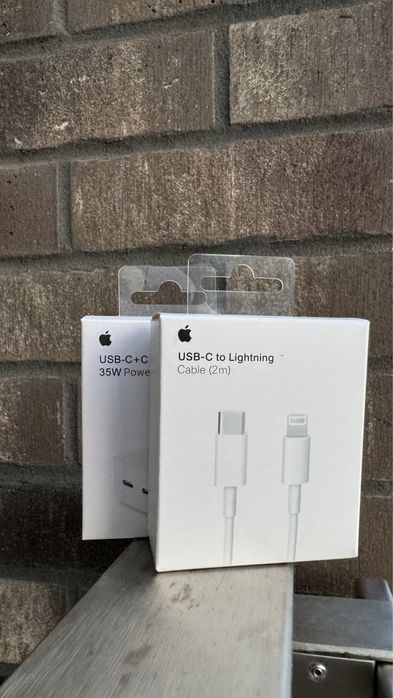 Zestaw Ładowarka 35W na 2 zlacza Usb -C + Kabel Ligthning USB-C 2 M