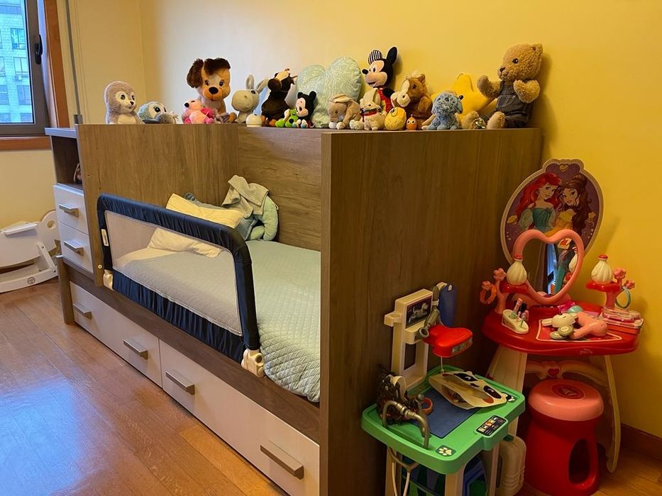 Cama Convertível - Trama + cómoda