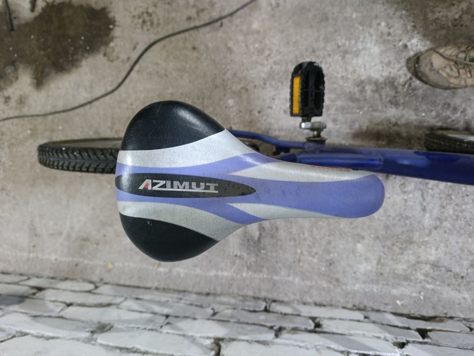 Продам велосипед  дитячий 700 грн