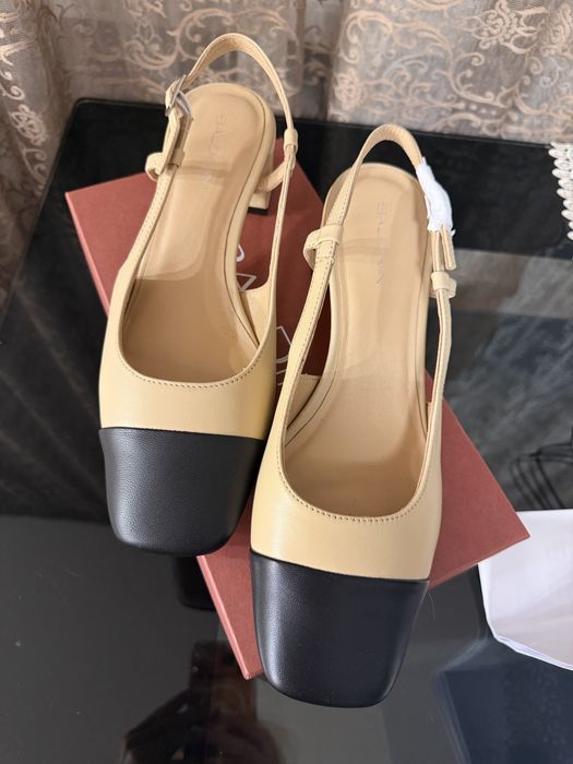 Продам босоножки Baldinini