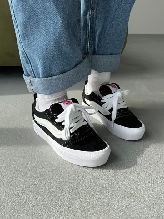 36-41 р кросівки Vans Knu Skool Platform Black/White