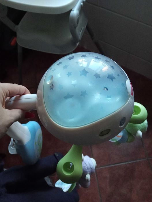 Mobile de bebé como novo