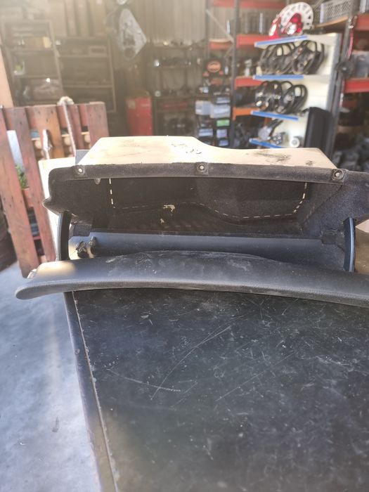 Porta luvas Volkswagen passat 1.9 tdi