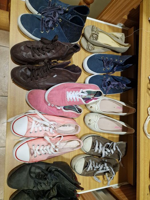 Sapatos de criança e adolescentes