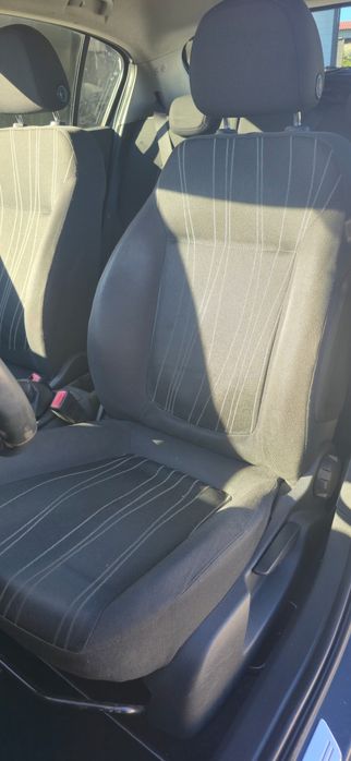 Opel Corsa 1.2 Black Edition Poucos Quilómetros