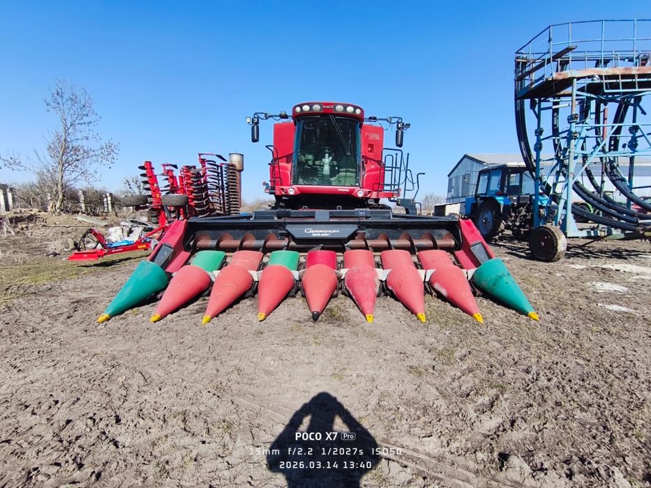 Комбайн CASE AFX 8010