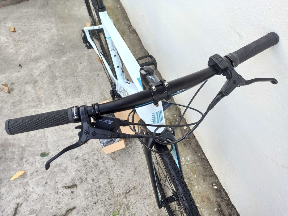 Rower elektryczny szosowy Boardman Hyb 8.9e widelec carbon na 160-175 cm