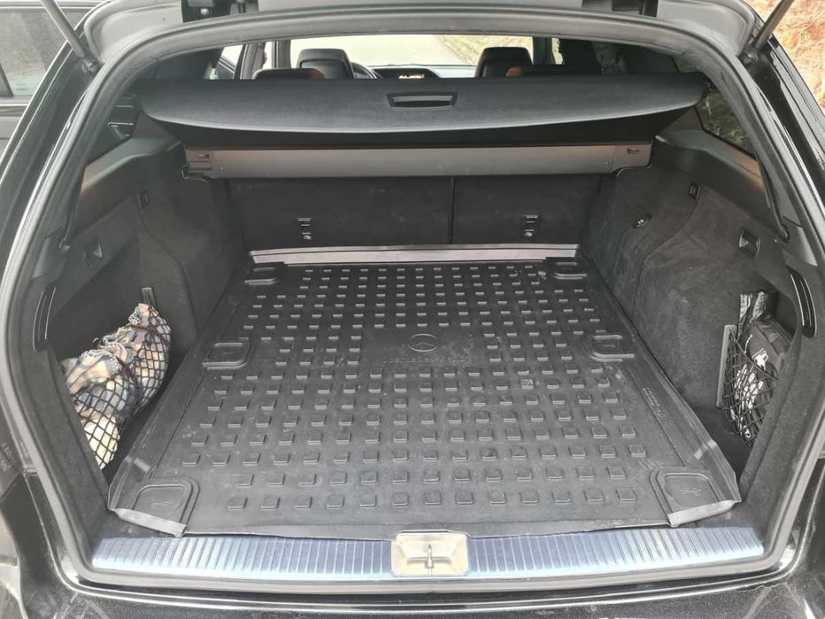 Mercedes-Benz E 250 CDi Avantgarde AMG Auto.