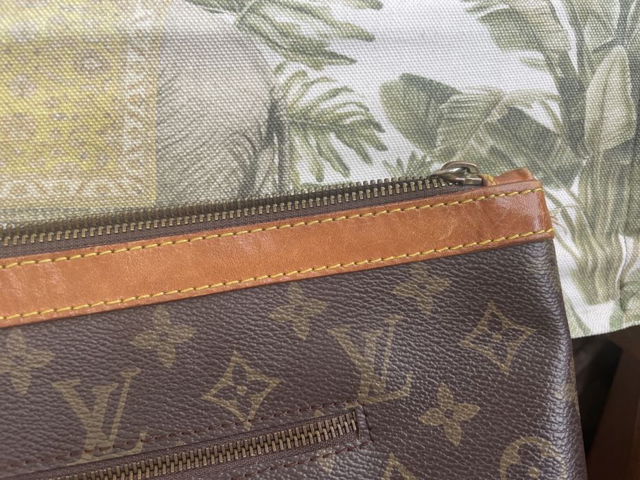 Pochete louis vuitton