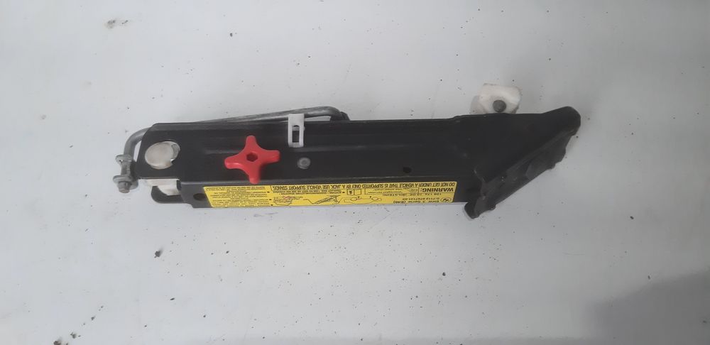 BMW E46 lift lci lewarek podnośnik samochodowy