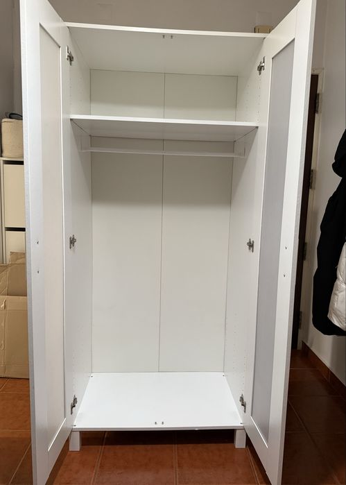 Roupeiro Brimnes IKEA