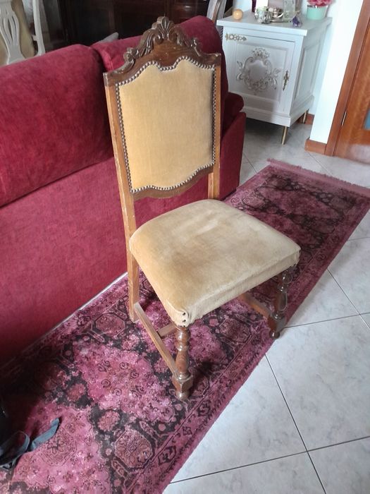 Cadeiras varias banco fechar