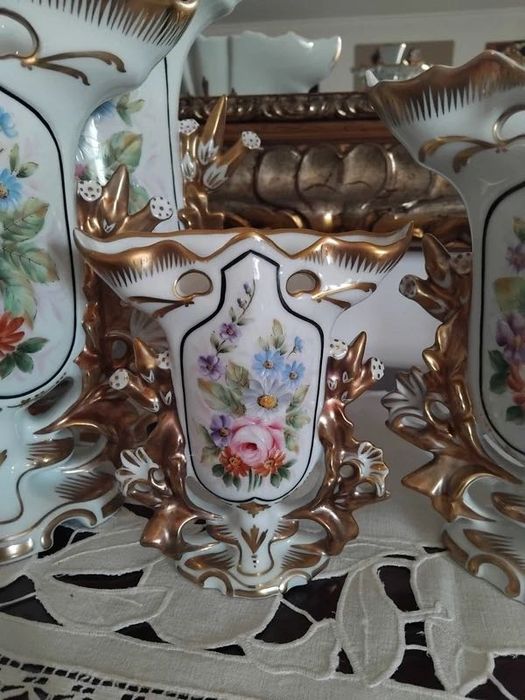 Conjunto de 5 Jarras Altar Vista Alegre