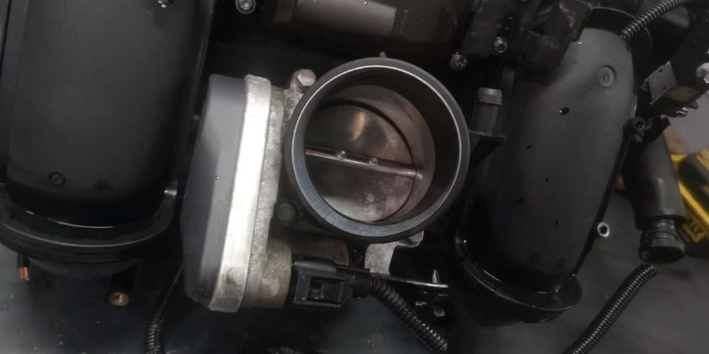 Przepustnica bmw e90 e91 e60 2.5i 3.0i n52b25 n52b30 7516946