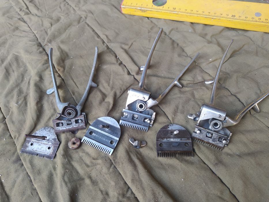 Ручная машинка для стрижки запчасти.