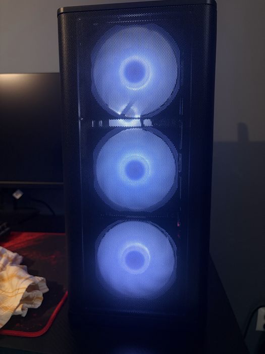 Gomputer gamingowy rtx 5060 TI 16gb