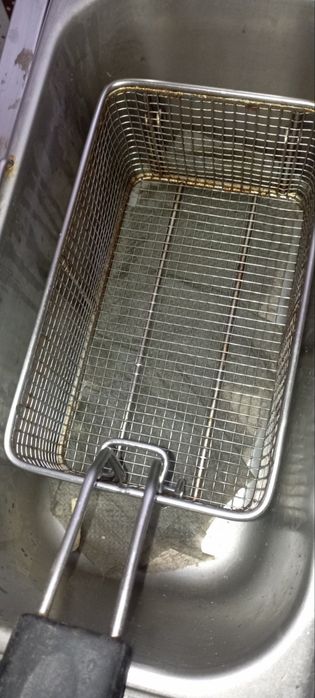 Продам фрітюрницю